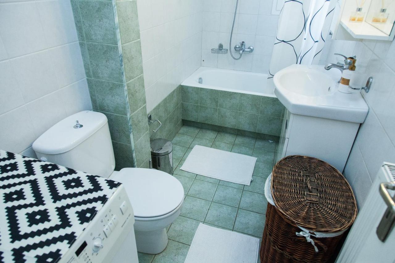 Lovely Apt In Peristeri Athens Ngoại thất bức ảnh
