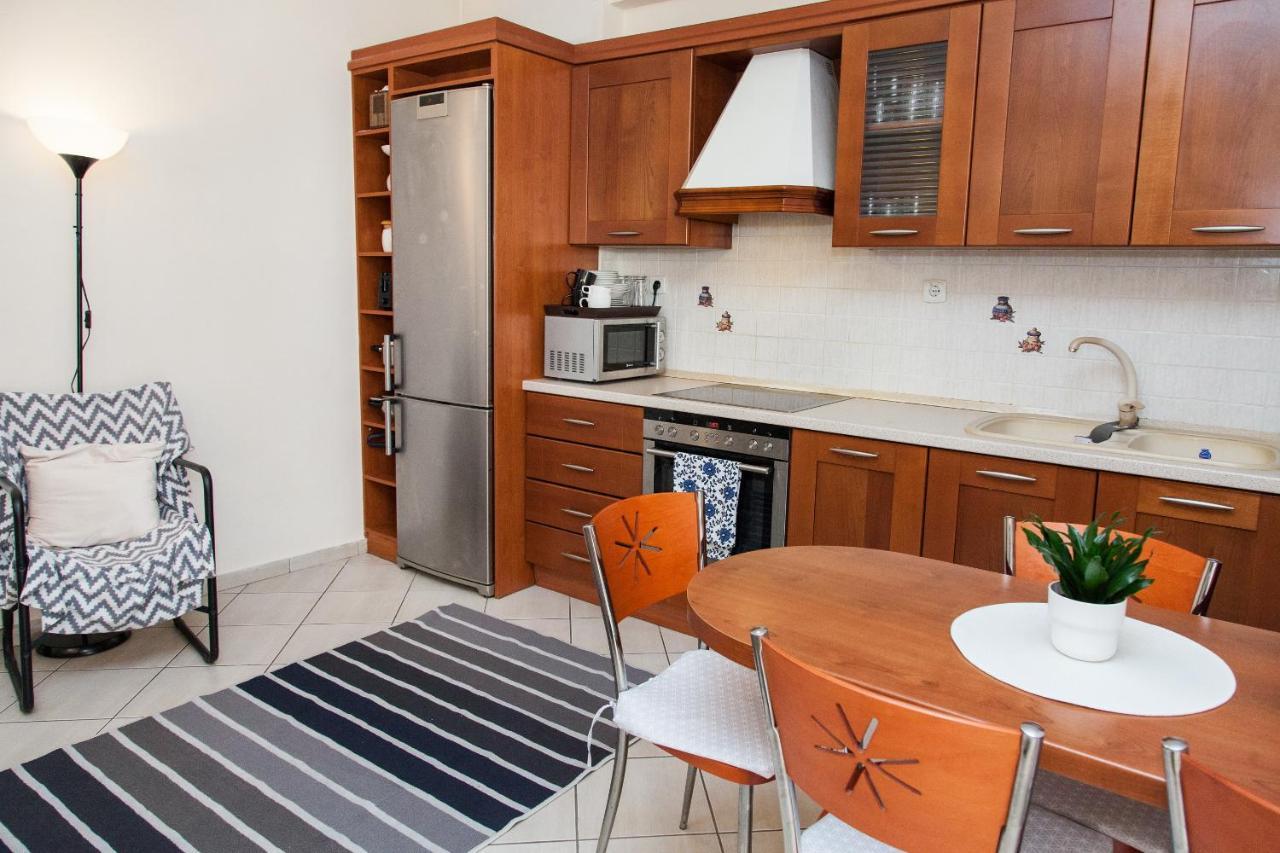 Lovely Apt In Peristeri Athens Ngoại thất bức ảnh