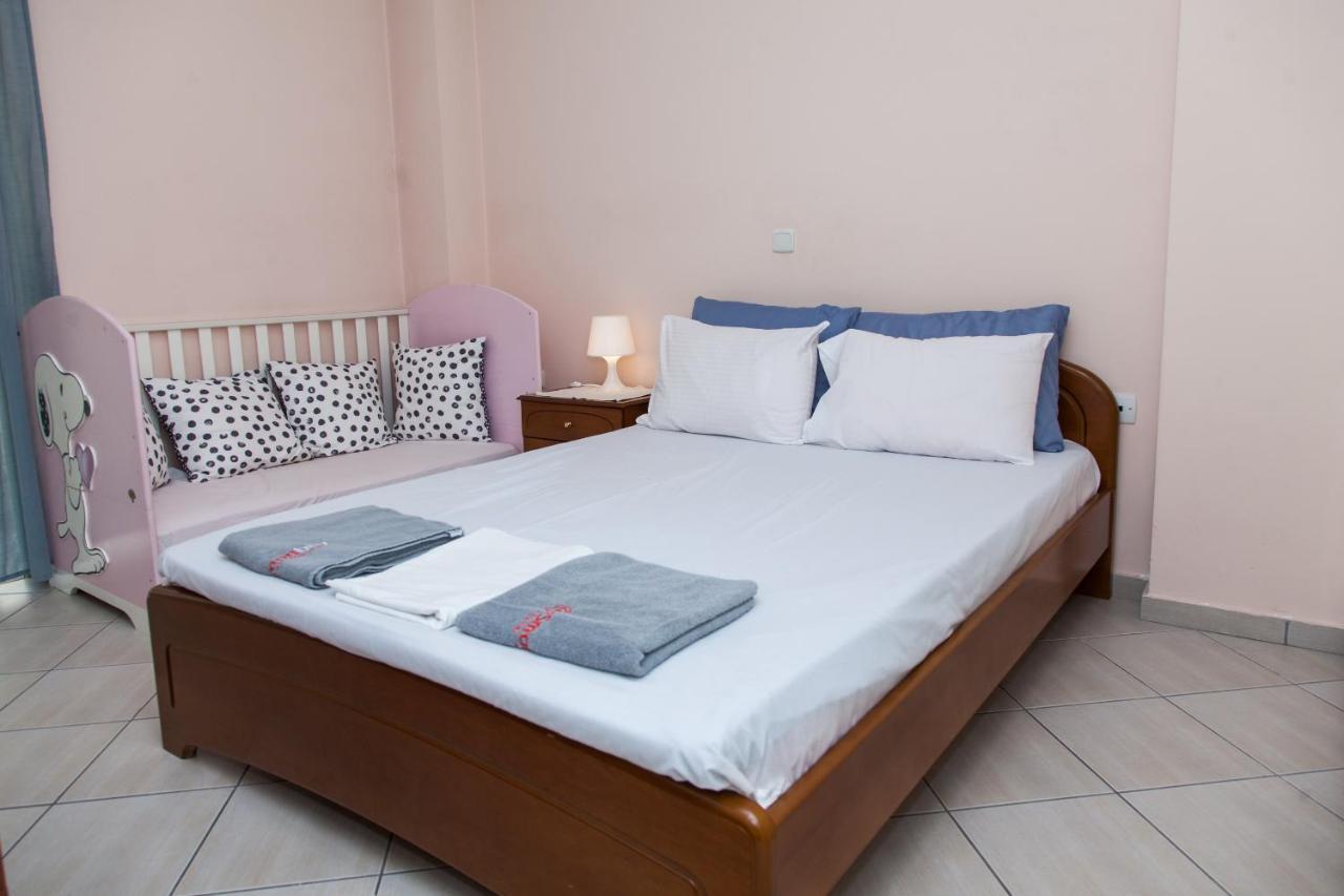 Lovely Apt In Peristeri Athens Ngoại thất bức ảnh